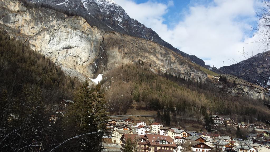 Casa Al Rin Lägenhet Isolaccia Exteriör bild